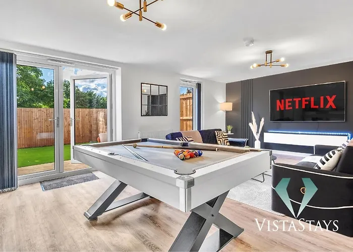 Modern Spacious 4 Bed - Pool Table, Ps4, 4X Double Rooms With Vista Stays Short Lets Birmingham