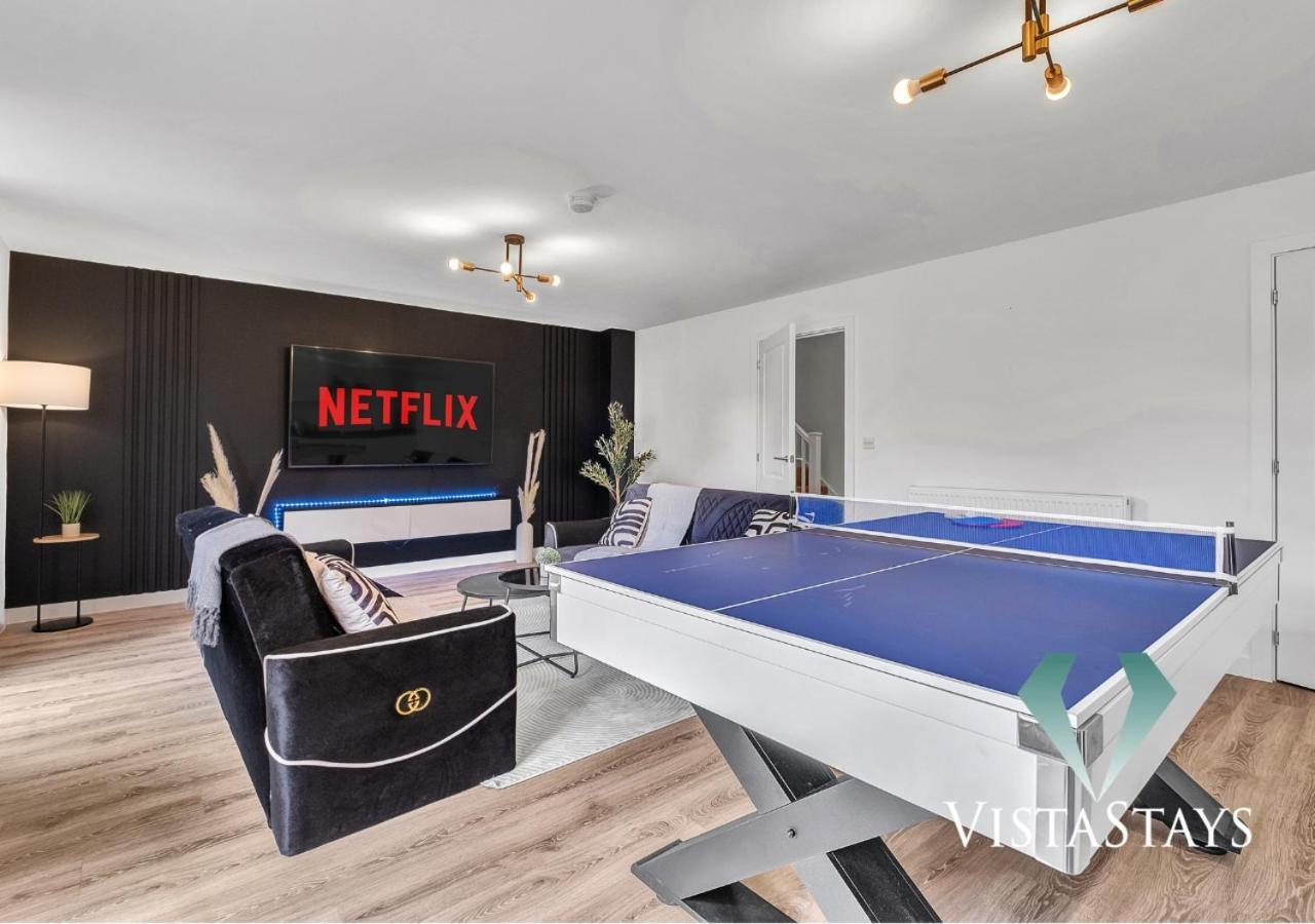 Modern Spacious 4 Bed - Pool Table, Ps4, 4x Double With Vista Short Lets * Birmingham