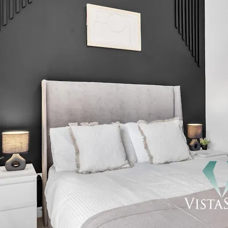 Modern Spacious 4 Bed - Pool Table, Ps4, 4X Double Rooms With Vista Stays Short Lets Birmingham Exterior photo