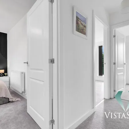 Modern Spacious 4 Bed - Pool Table, Ps4, 4X Double Rooms With Vista Stays Short Lets Birmingham Exterior photo