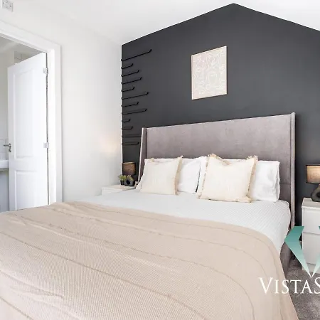 Modern Spacious 4 Bed - Pool Table, Ps4, 4X Double Rooms With Vista Stays Short Lets Birmingham Exterior photo